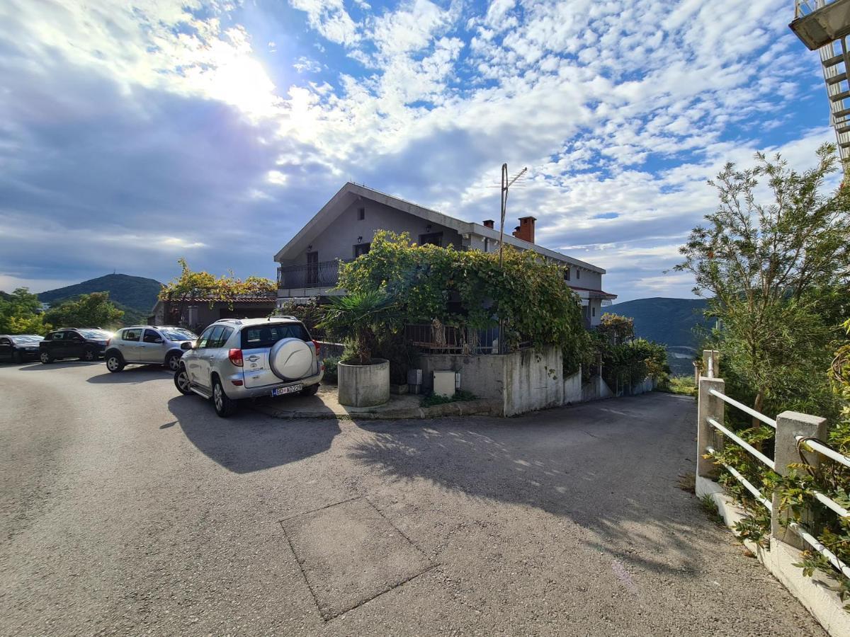 Villa Deloik Ante'S Hill House Budva Exterior photo